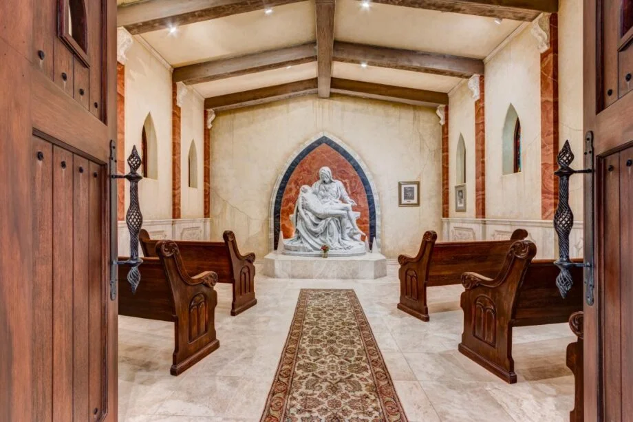 Dick Marconi's 1,225-acre California estate includes zebras