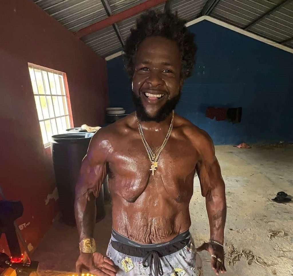 Kashif Rodney weighed 40st when he fell doing laundry and needed six firefighters to get him to hospital