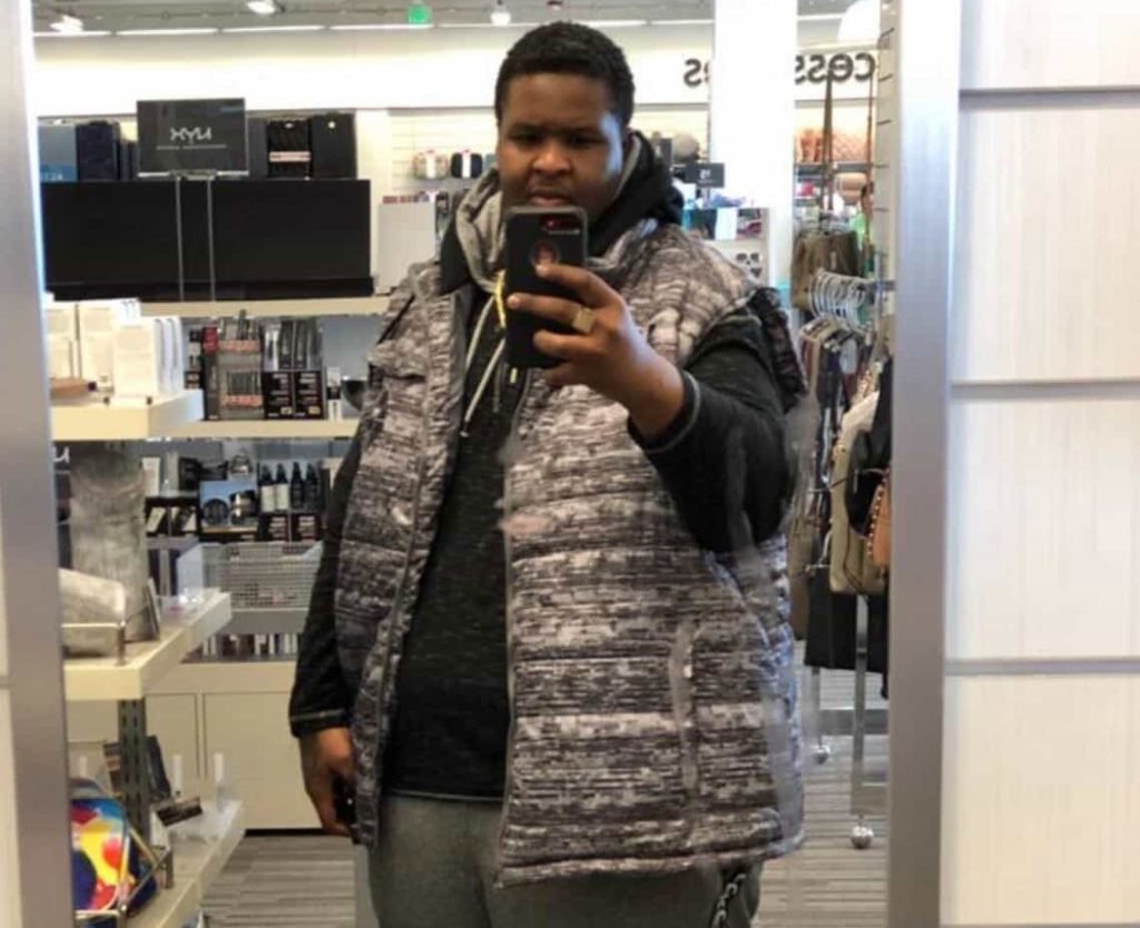 Kashif Rodney weighed 40st when he fell doing laundry and needed six firefighters to get him to hospital