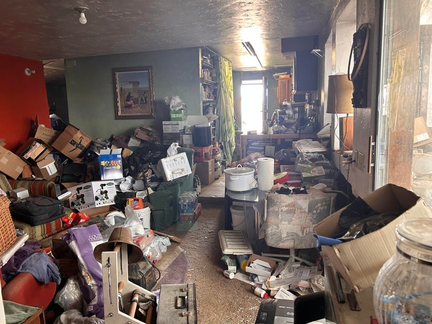 fortified two-bed hideaway on 25 acres in Utah comes with two kitchens, a private well, a camera system