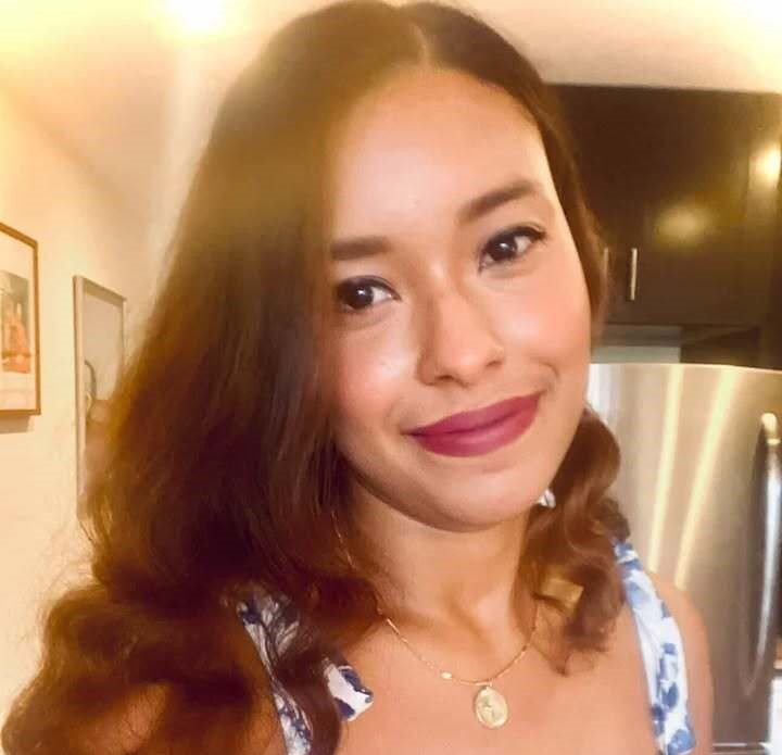 A commuter in New York was spotted wearing a transparent jacket filled with live cockroaches on a subway platform