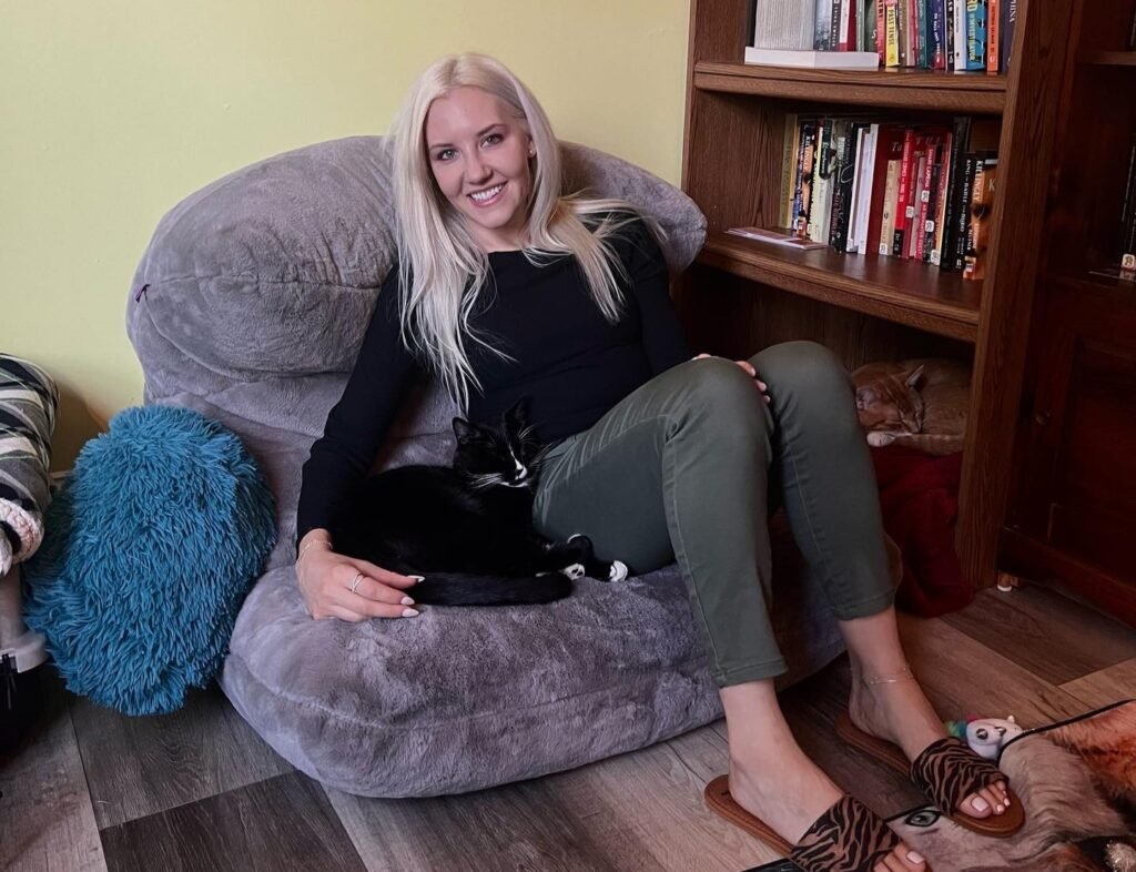 Lauren Harkins is 35, has never dated or been intimate