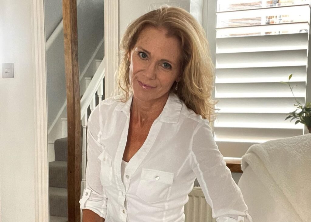 Julia Roberts, 50, stripped to a bikini in freezing temperatures to protest the state of UK roads