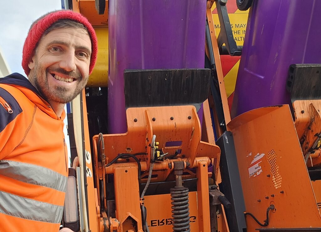 A refuse collector with 168,000 TikTok followers has warned that electric toothbrushes should never go in general waste or recycling