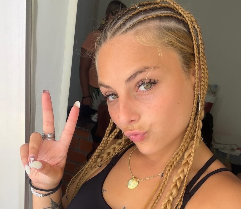 Influencer Jula Greco filmed herself at the scene of an overturned lorry in Argentina as locals looted olive oil