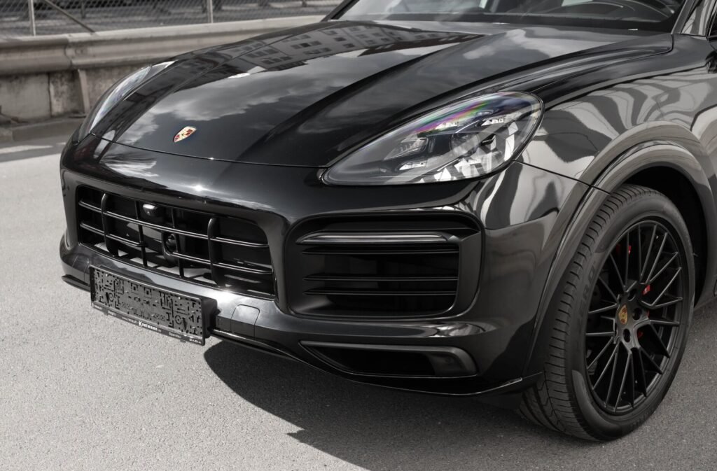 A 2021 Porsche Cayenne GTS Coupé owned by Lionel Messi during his last season at Barcelona