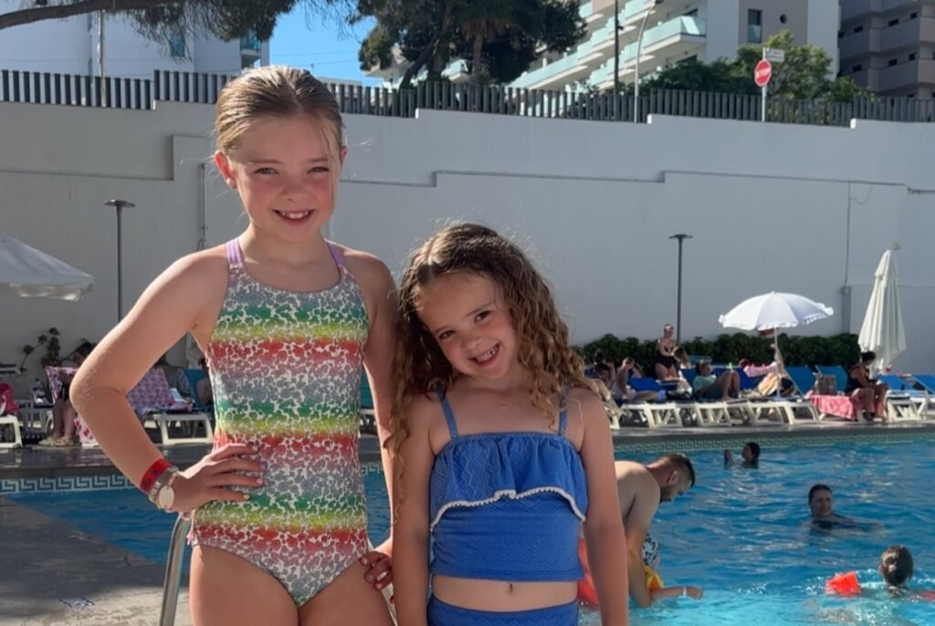 Mum Ashleigh Gunn watched adults shove past kids and hurl sunbeds in a Salou hotel stampede
