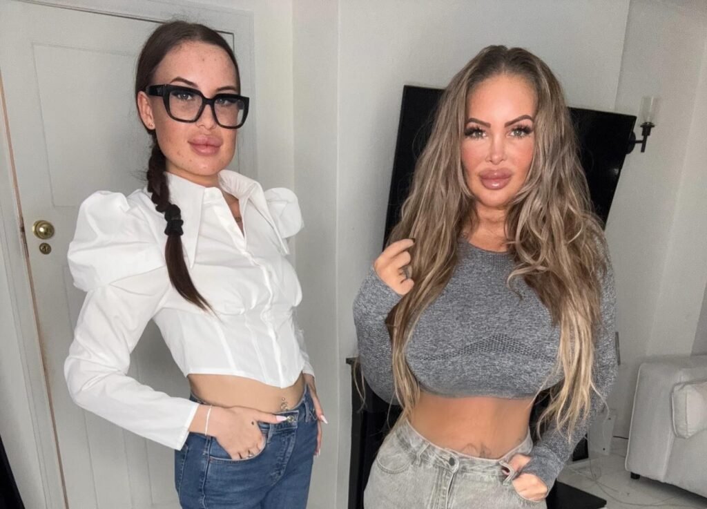 Adult creator Mckenzie with her mum Levi posing for a photo