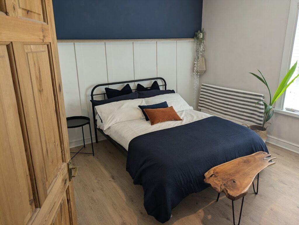 Philly Garrett makes £18,600 a year renting out her spare rooms