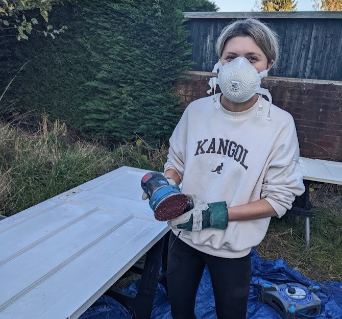 Philly Garrett makes £18,600 a year renting out her spare rooms