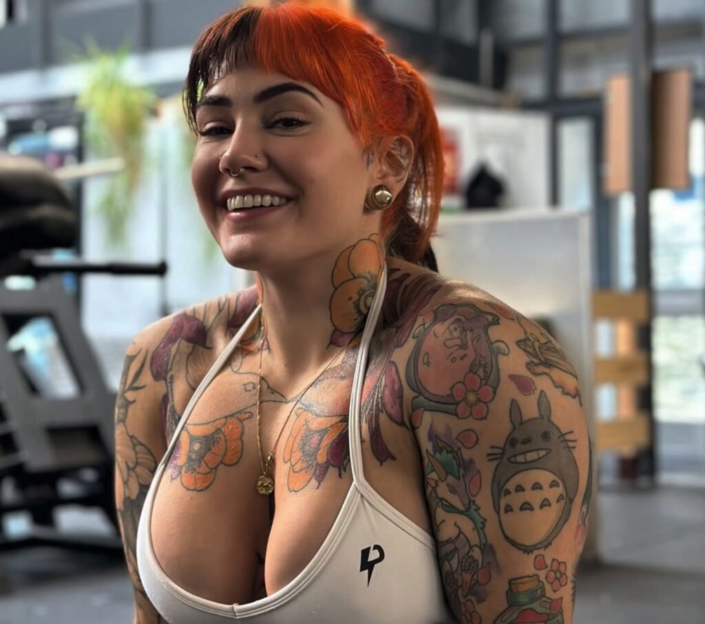 Powerlifter Peta spent years trying to get under 50kg