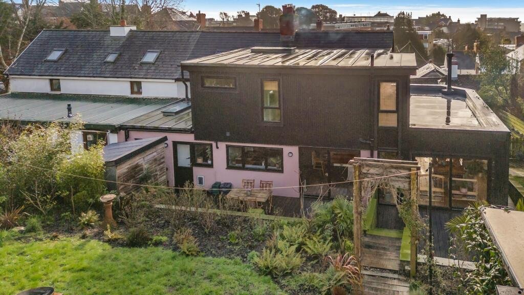 Charlotte Church has listed her 17th century Barry cottage for £695,000