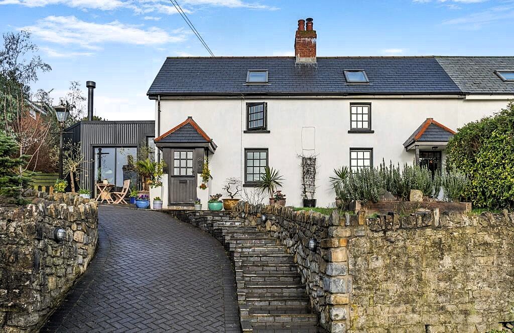 Charlotte Church has listed her 17th century Barry cottage for £695,000