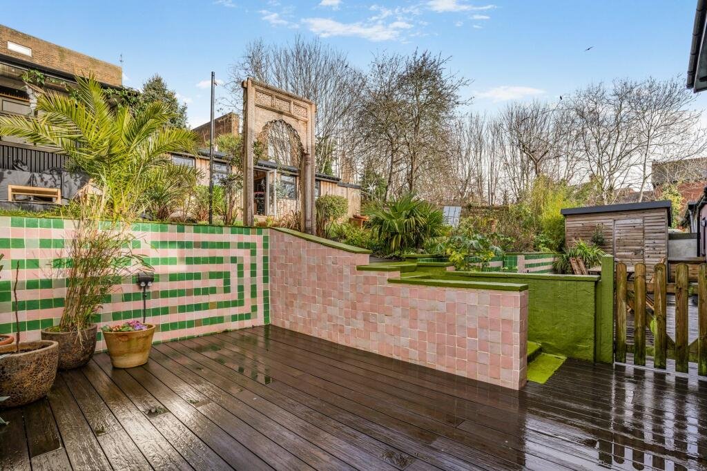 Charlotte Church has listed her 17th century Barry cottage for £695,000
