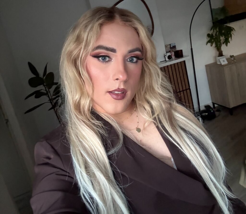 A 29-year-old Dutch creator hid his alter ego Julia for nine years