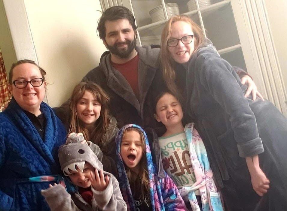 Amanda Coates encouraged her husband Dennis to pursue her best friend Victoria