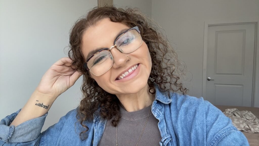 The internet has dubbed property manager Paige McKillip Zendaya's secret twin