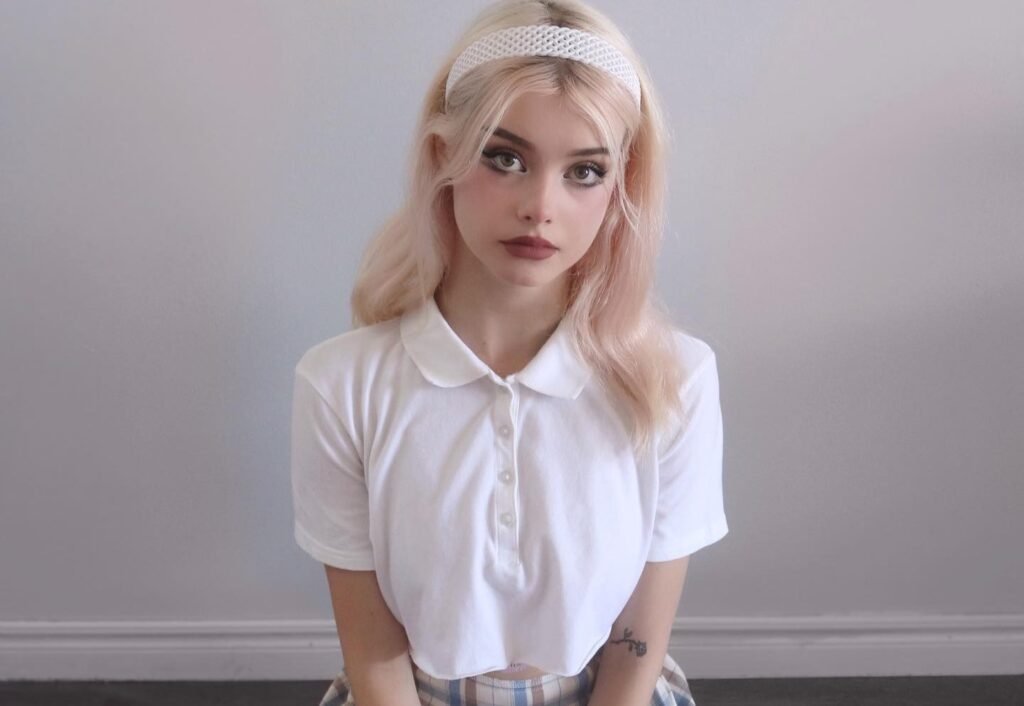 Lauren Burch posing for a photo