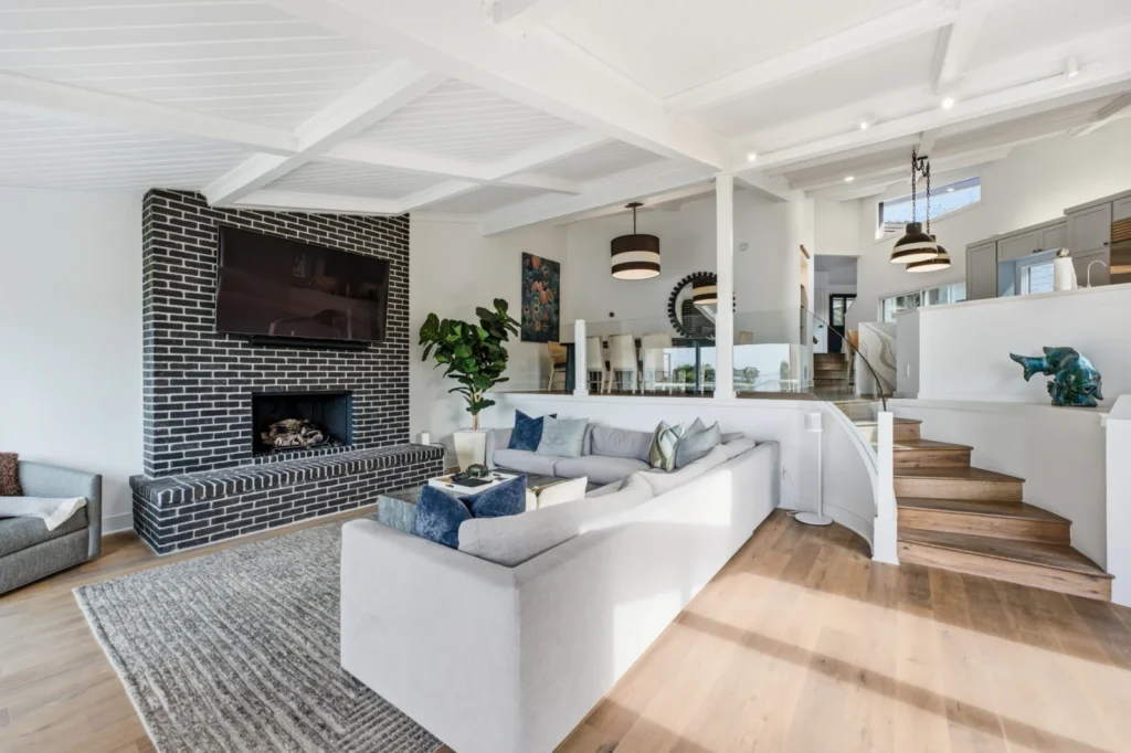 Diane Keaton’s final renovation, a black-and-white Laguna Beach home perched above Table Rock Beach, is on the market for $10.3m. See inside her ocean retreat.