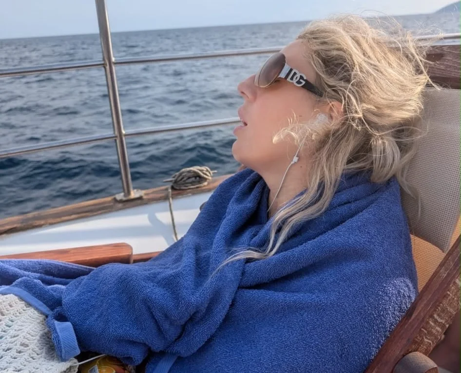 Young woman with narcolepsy reveals how she falls asleep anywhere - on dates, at work, even during exams - despite facing accusations of laziness and disbelief.